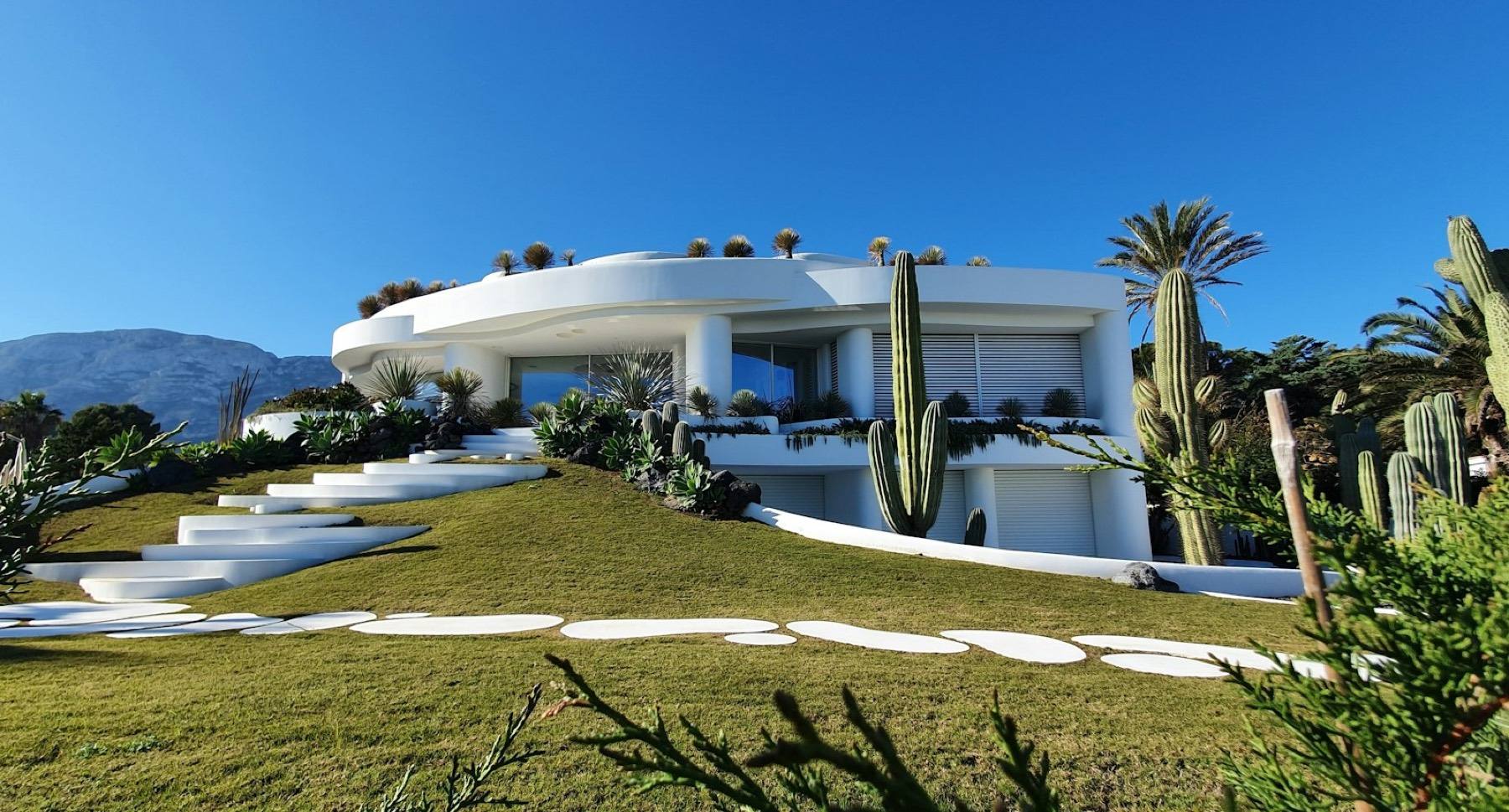 Desert Modern Estate
